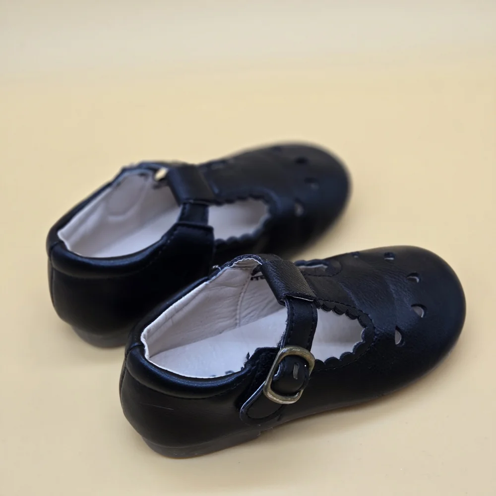 MG Baby T-strap Mary Jane Classic Black Shoes Size 7.5 Toddler EU 25